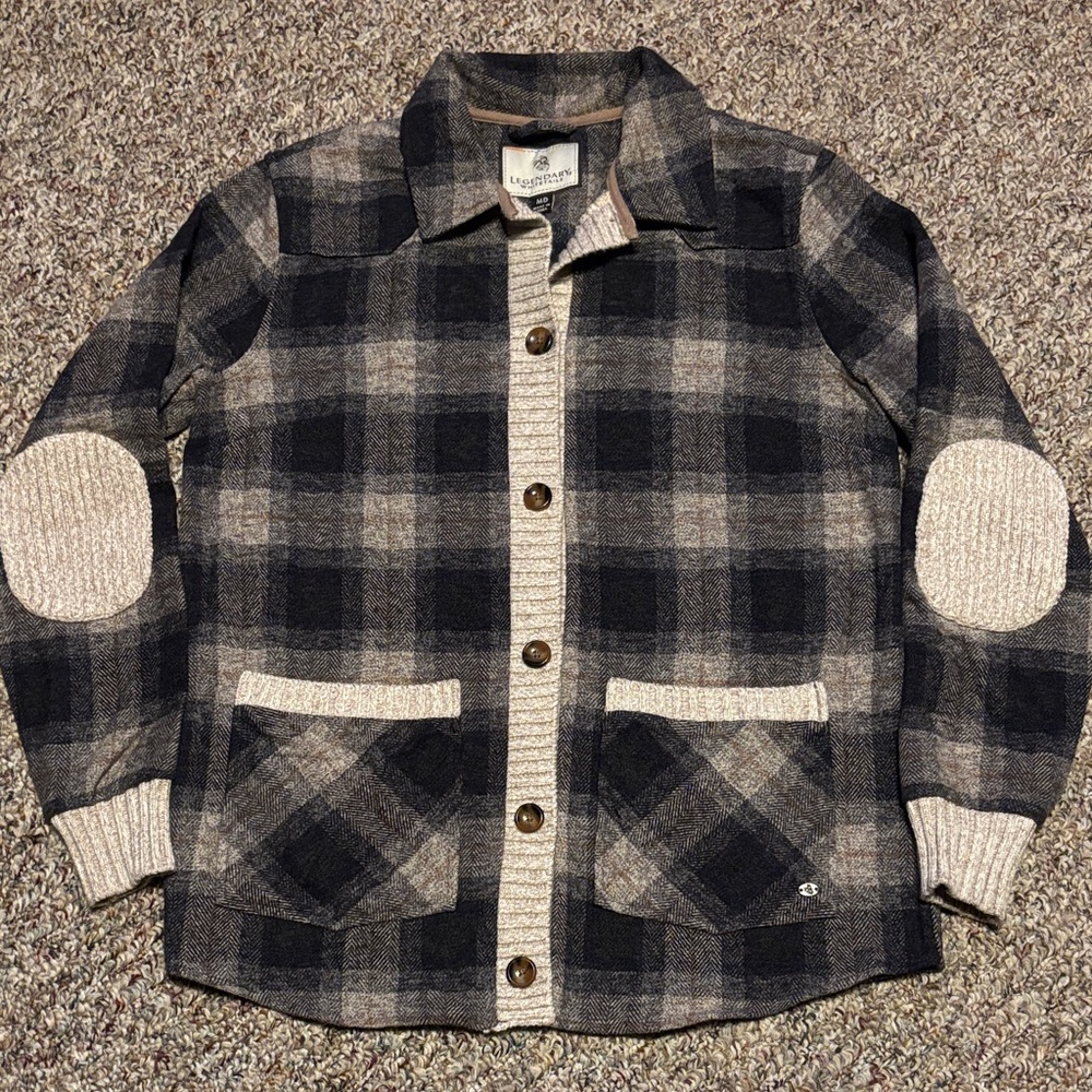 Legendary Whitetails Women’s Plaid Button down Cardigan Taupe trim